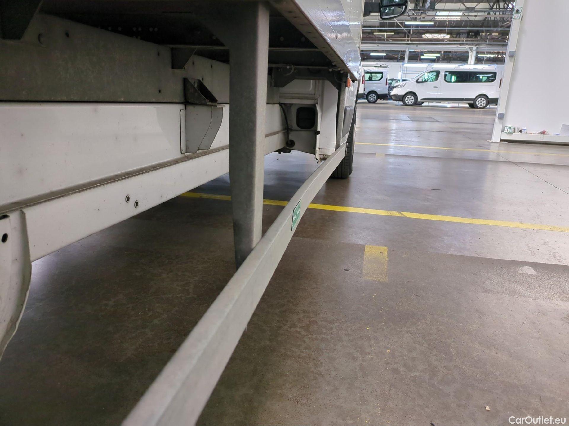  Fiat  Ducato FIAT  SC VU 2p Châssis cabine 3.5 L 2.3 Multijet 130 Pack Pro Nav #40