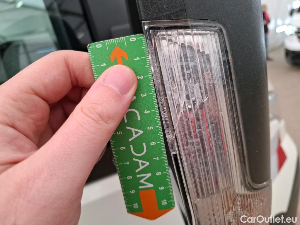  Iveco  Daily IVECO  VU 2p Châssis cabine (+)3.0 35C15H 3750 TOR #23