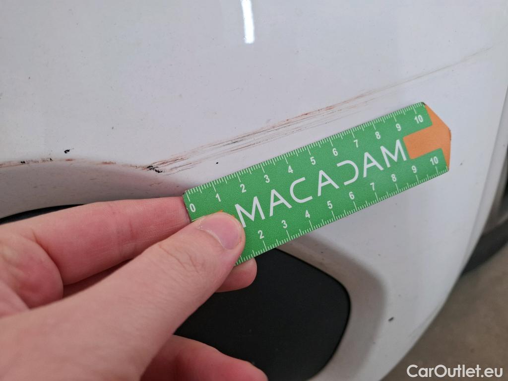  Peugeot  208  Affaire Premium Pack 1.6 HDi 75CV BVM5 E6 #11