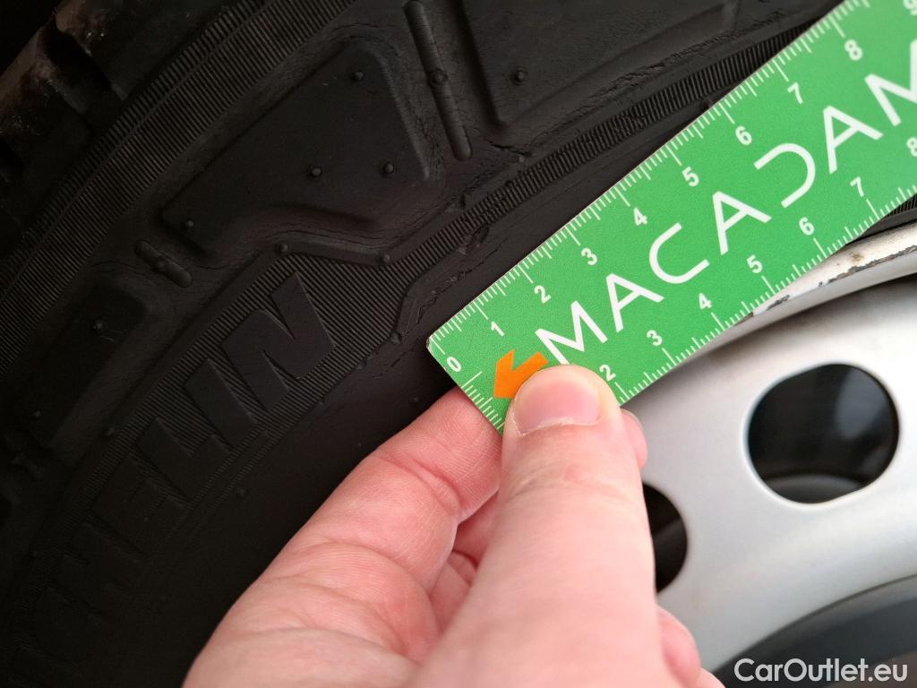  Peugeot  Expert  Fourgon Asphalt L2 2.0 HDi 120CV BVM6 E6dT #15