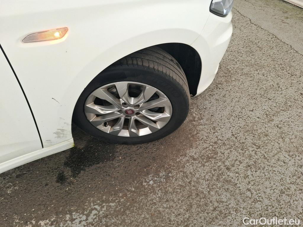  Fiat  Tipo  Hatchback Lounge 1.6 Multijet 120CV BVM6 E6 / TRANSFO VP VF #11