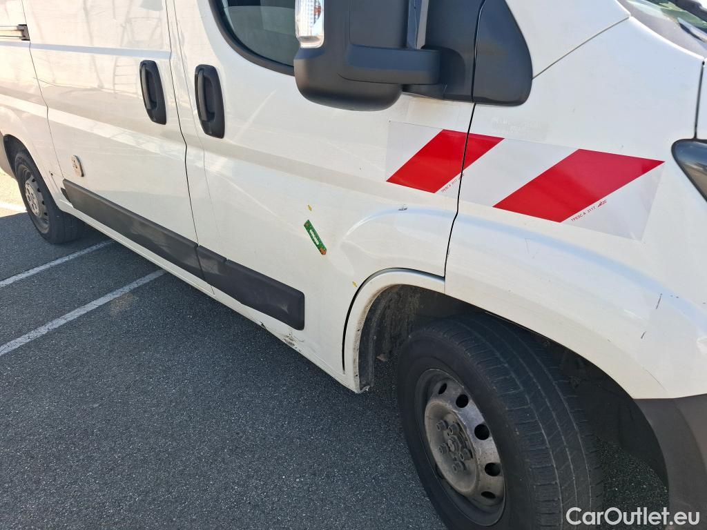  Peugeot  Boxer PEUGEOT  / 2014 / 4P / Fourgon tôlé BlueHDi S&S 120 PREMIUM 335 L2H2 #1