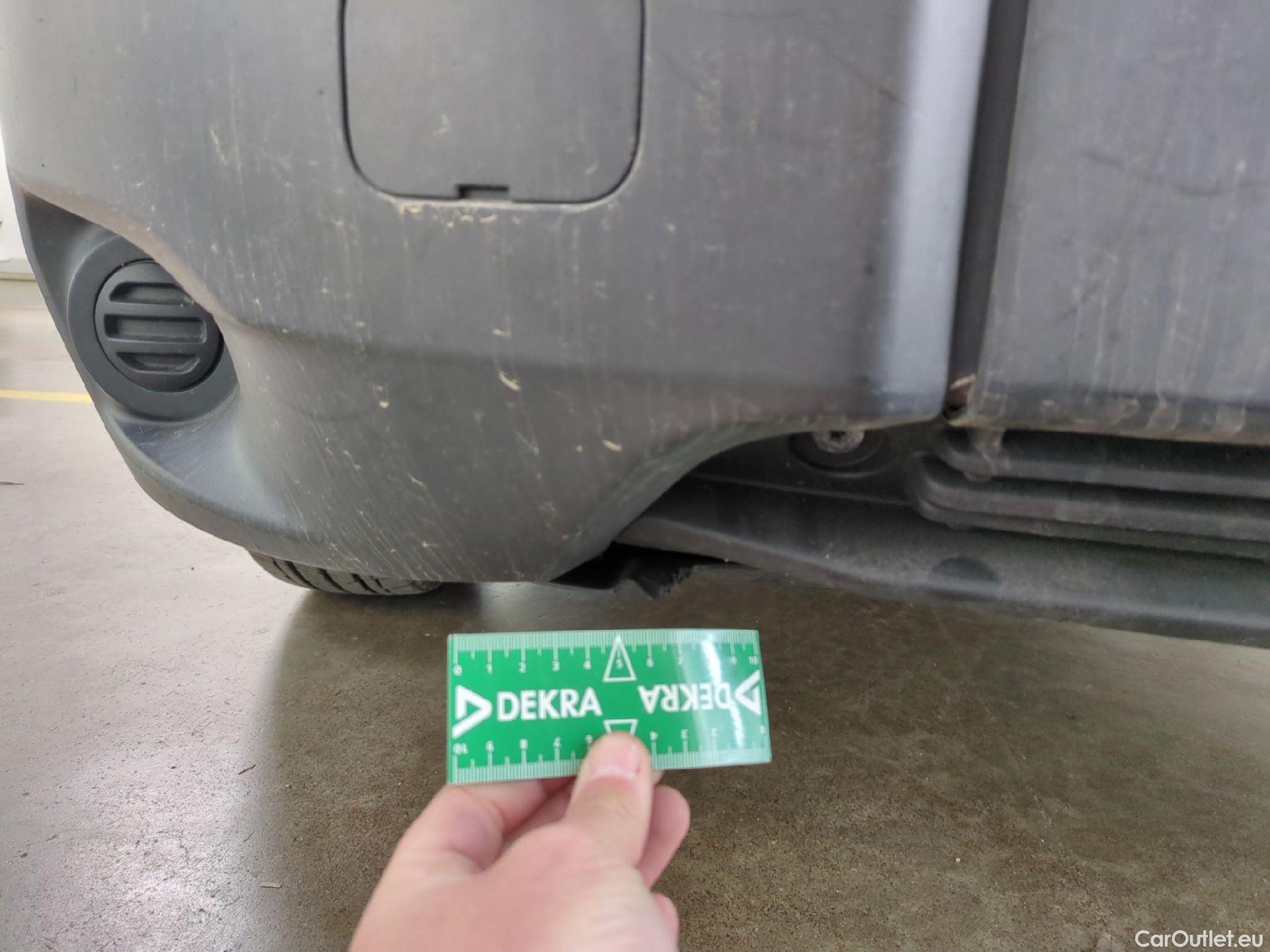  Fiat  Ducato FIAT  SC VU 2p Châssis cabine 3.5 L 2.3 Multijet 130 Pack Pro Nav #19