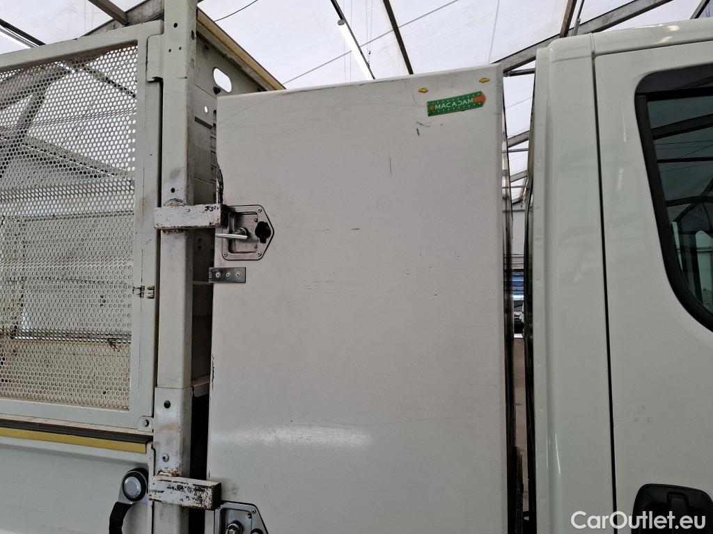  Iveco  Daily IVECO  VU 2p Châssis cabine (+)3.0 35C15H 3750 TOR #7