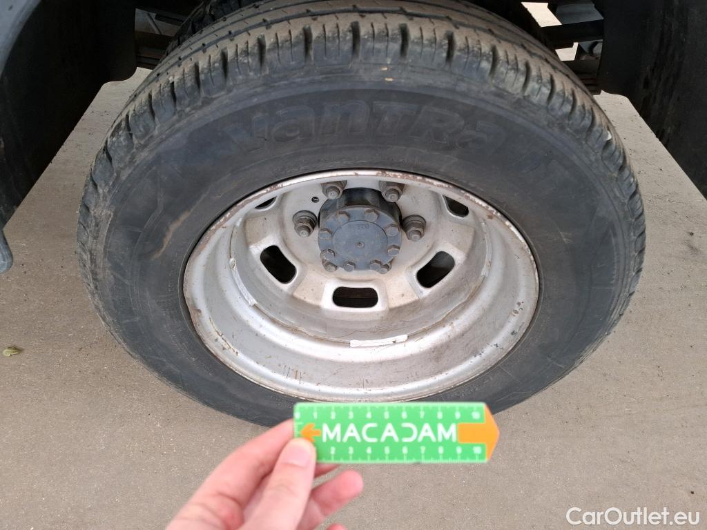  Iveco  Daily IVECO  VU 2p Châssis cabine (+)3.0 35C15H 3750 TOR #29