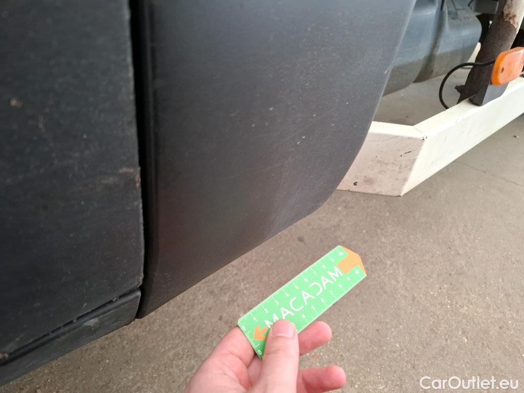  Iveco  Daily IVECO  VU 2p Châssis cabine (+)3.0 35C15H 3750 TOR #27