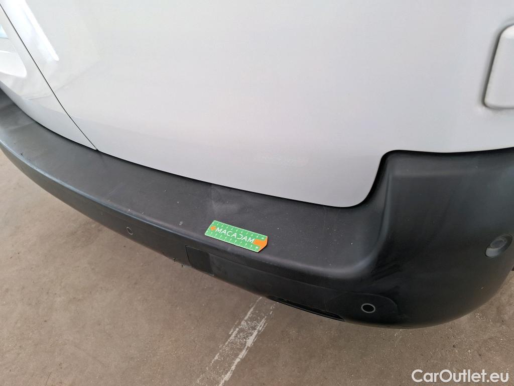  Peugeot  Expert  Fourgon Asphalt L2 2.0 HDi 120CV BVM6 E6dT #25