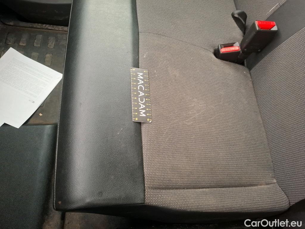  Peugeot  Expert  Fourgon Premium L1 1.5 HDi 100CV BVM6 E6dT #56