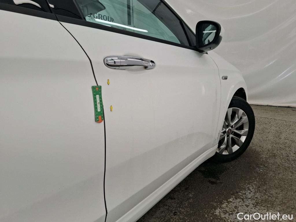  Fiat  Tipo  Hatchback Lounge 1.6 Multijet 120CV BVM6 E6 / TRANSFO VP VF #1