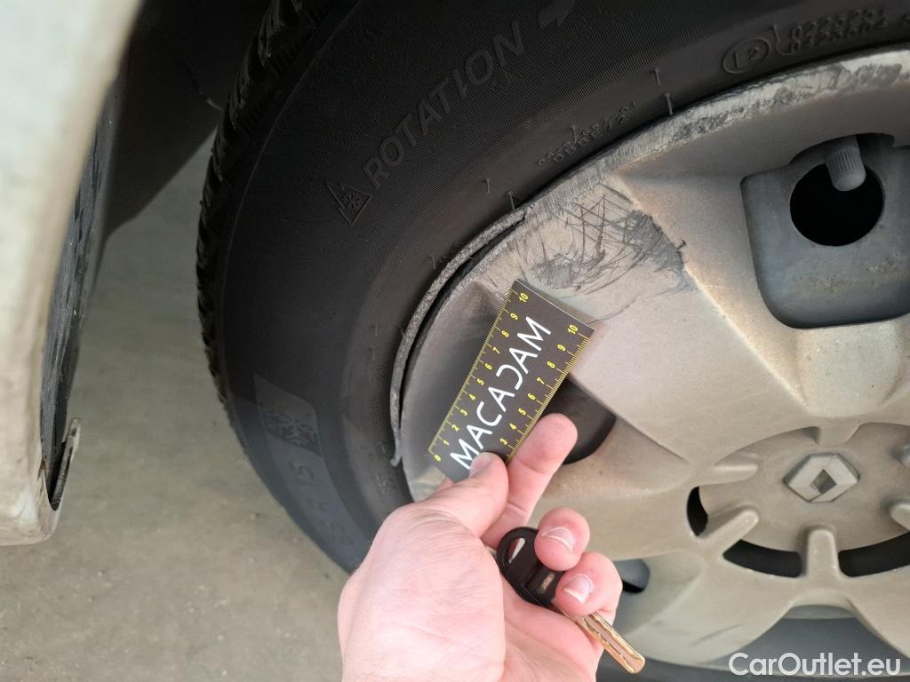  Renault  Kangoo  Express Maxi Extra (Série Spéciale) 1.5 dCi 90CV BVM5 E6 #14