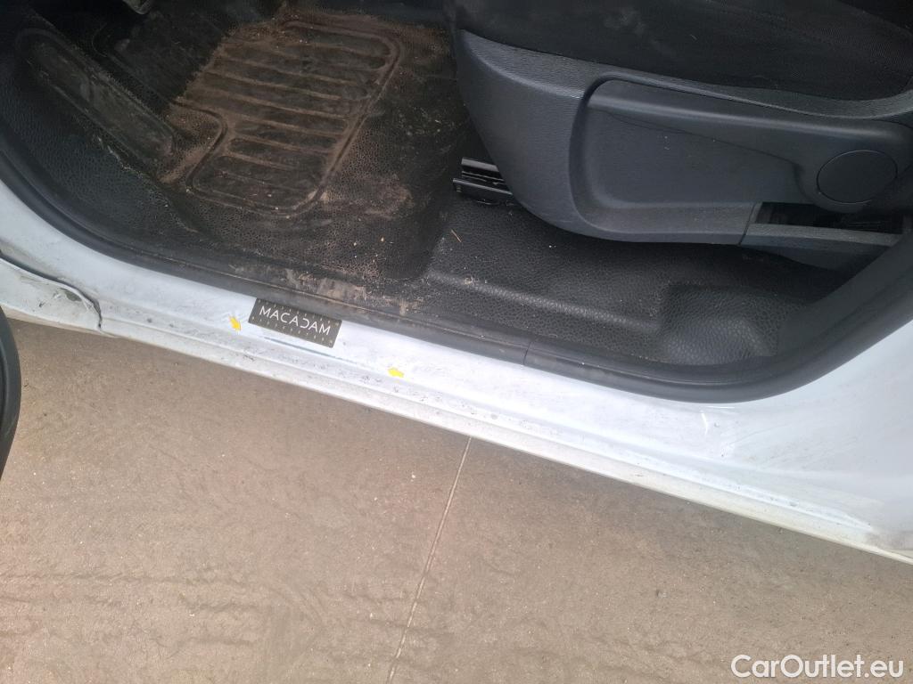  Renault  Kangoo  II Express Extra (Série Spéciale) 1.5 dCi 80CV BVM6 E6dT #44