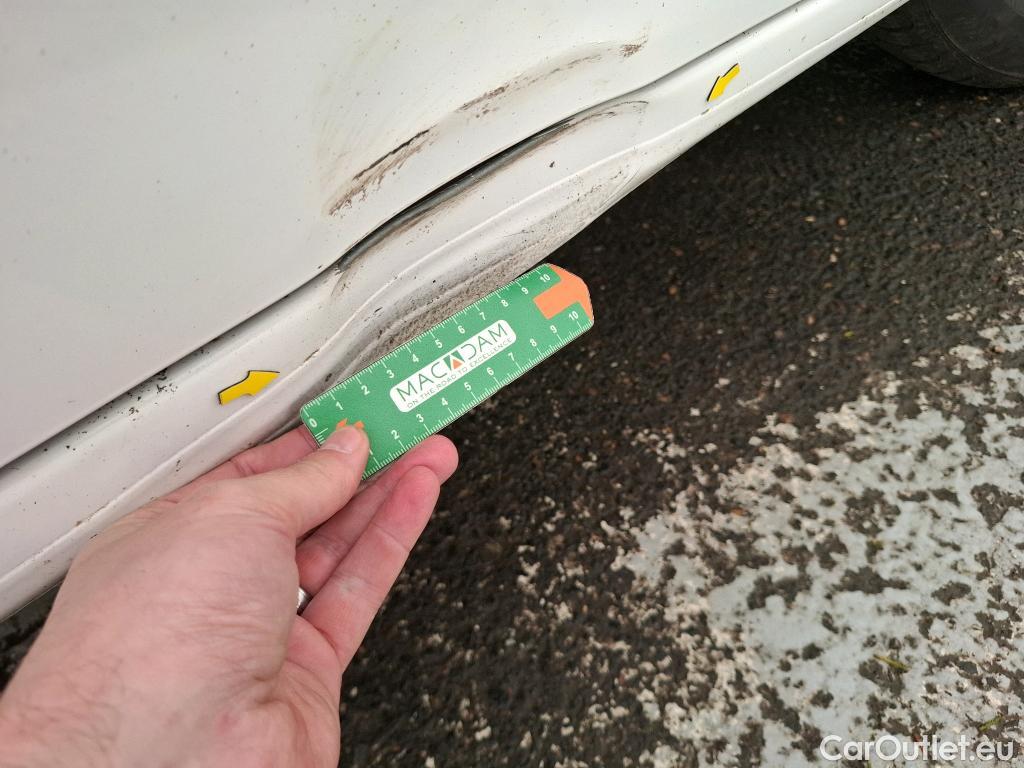  Toyota  Proace TOYOTA  City / 2019 / 4P / Fourgonnette 1.5 Medium 100 D-4D Business #2