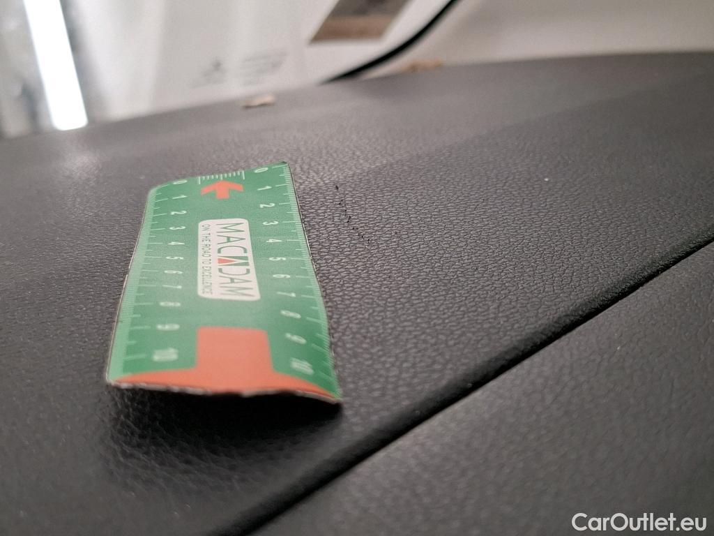  Toyota  Proace TOYOTA  City / 2019 / 4P / Fourgonnette 1.5 Medium 100 D-4D Business #37