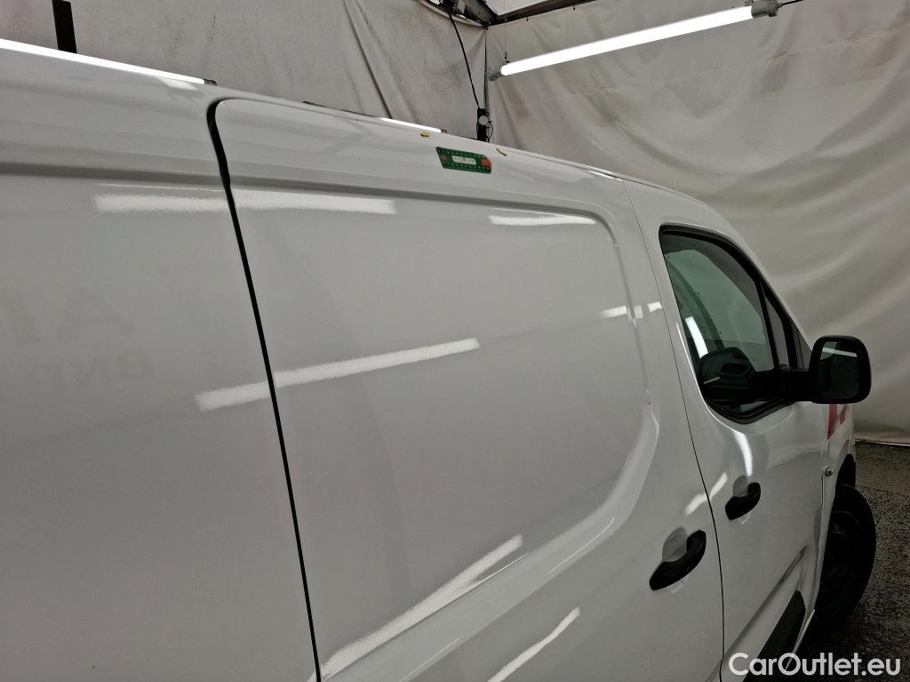  Toyota  Proace TOYOTA  City / 2019 / 4P / Fourgonnette 1.5 Medium 100 D-4D Business #28