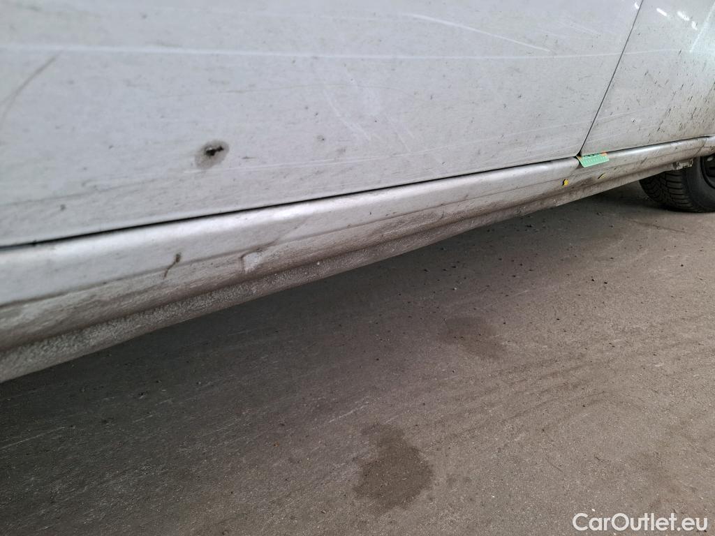  Renault  Kangoo  II Express Extra (Série Spéciale) 1.5 dCi 80CV BVM6 E6dT #16