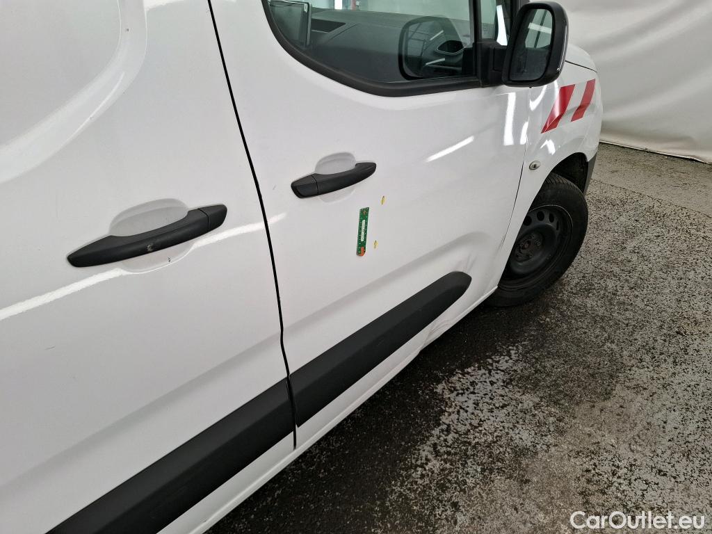  Toyota  Proace TOYOTA  City / 2019 / 4P / Fourgonnette 1.5 Medium 100 D-4D Business #4