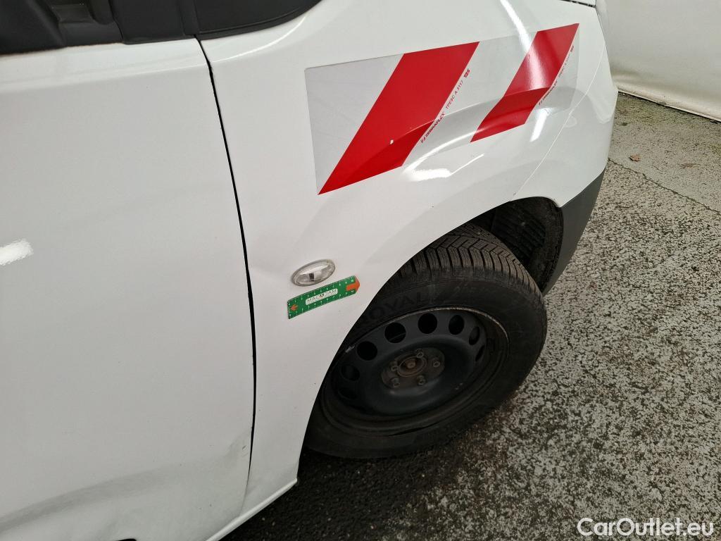  Toyota  Proace TOYOTA  City / 2019 / 4P / Fourgonnette 1.5 Medium 100 D-4D Business #52