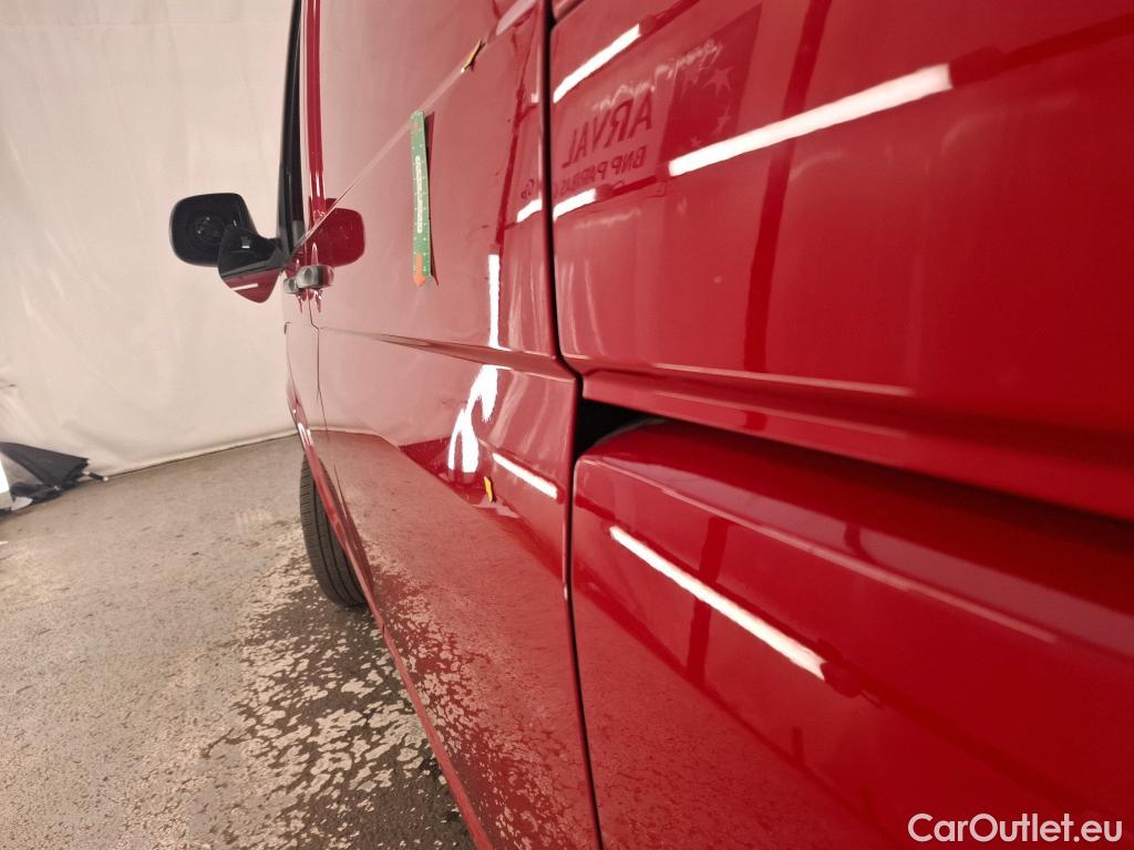  Volkswagen  Transporter VOLKSWAGEN  / 2019 / 4P / Fourgon tôlé 2.0 TDi 150 DSG7 L1H1 Business #8