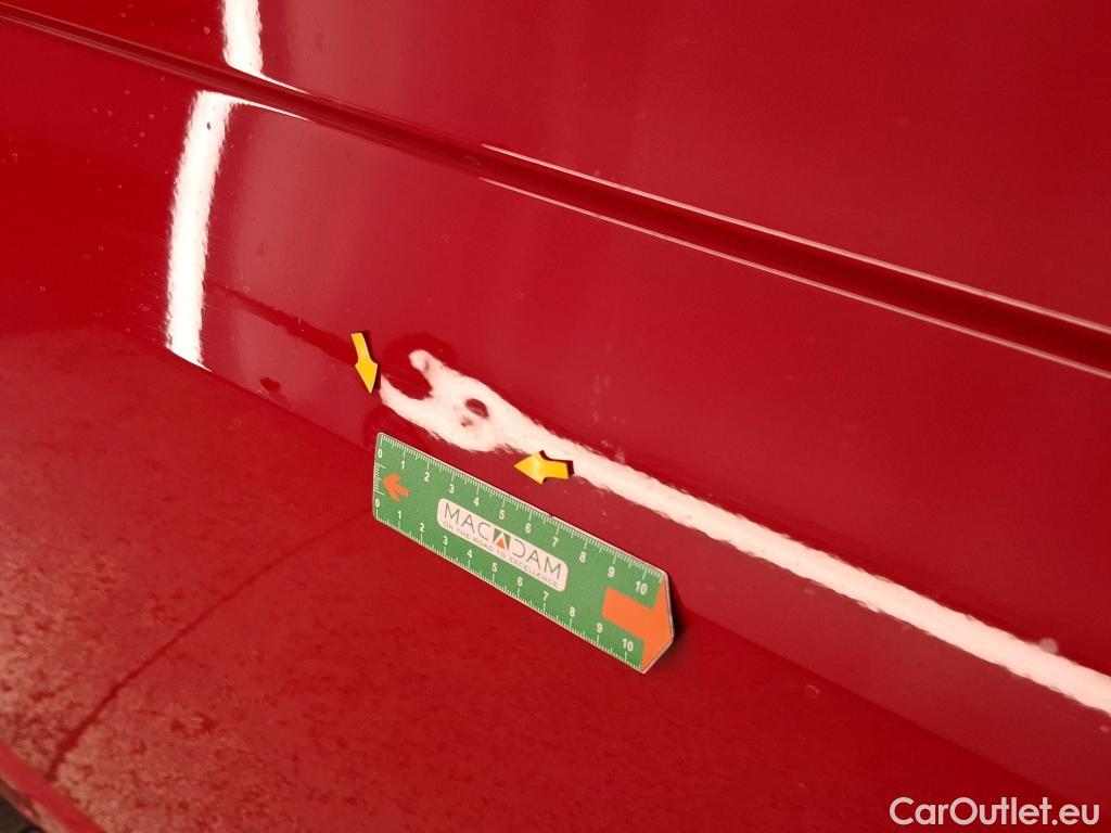  Volkswagen  Transporter VOLKSWAGEN  / 2019 / 4P / Fourgon tôlé 2.0 TDi 150 DSG7 L1H1 Business #17