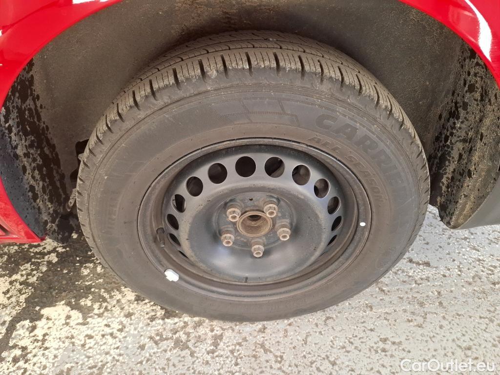  Volkswagen  Transporter VOLKSWAGEN  / 2019 / 4P / Fourgon tôlé 2.0 TDi 150 DSG7 L1H1 Business #19