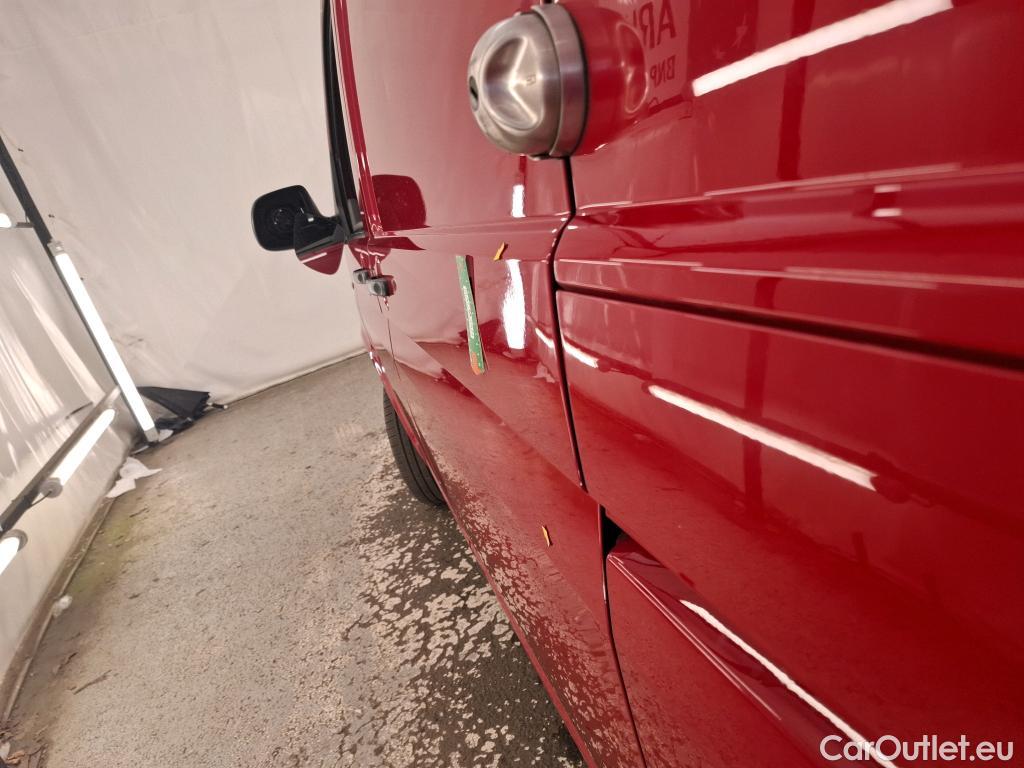  Volkswagen  Transporter VOLKSWAGEN  / 2019 / 4P / Fourgon tôlé 2.0 TDi 150 DSG7 L1H1 Business #9