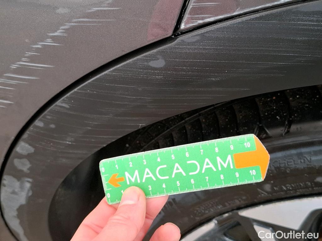  DS  DS7 DS DS 7 Crossback / 2017 / 5P / SUV E-TENSE 4x4 300 Louvre(SL) #17