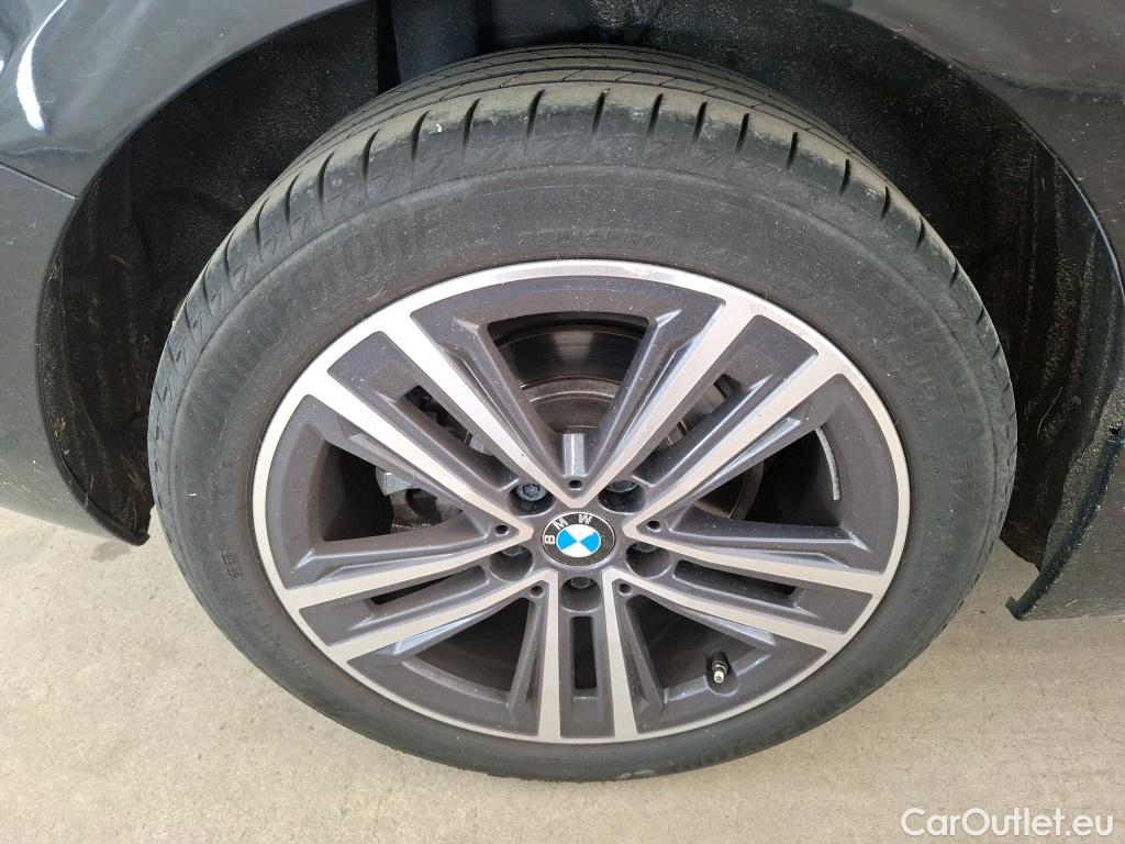  Bmw  Serie 1 BMW Série 1 / 2019 / 5P / Berline 118i DKG7 Business Design / VO RECONDITIONNE - PHOTOS AVANT RECONDITIONNEMENT #37