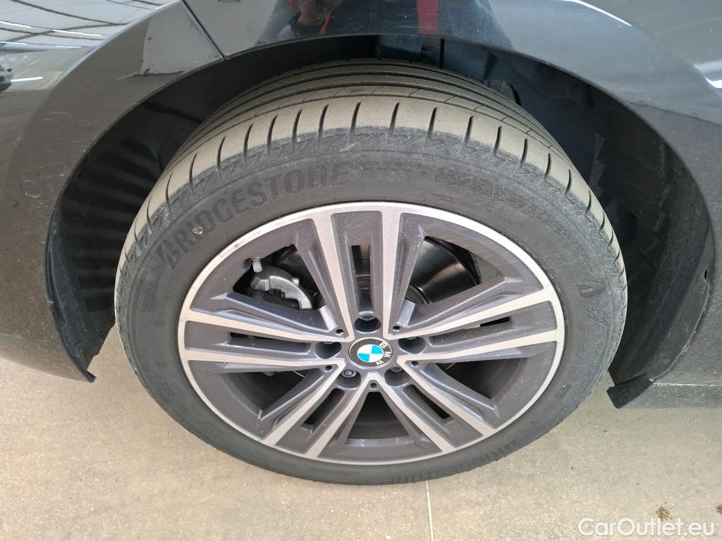  Bmw  Serie 1 BMW Série 1 / 2019 / 5P / Berline 118i DKG7 Business Design / VO RECONDITIONNE - PHOTOS AVANT RECONDITIONNEMENT #10