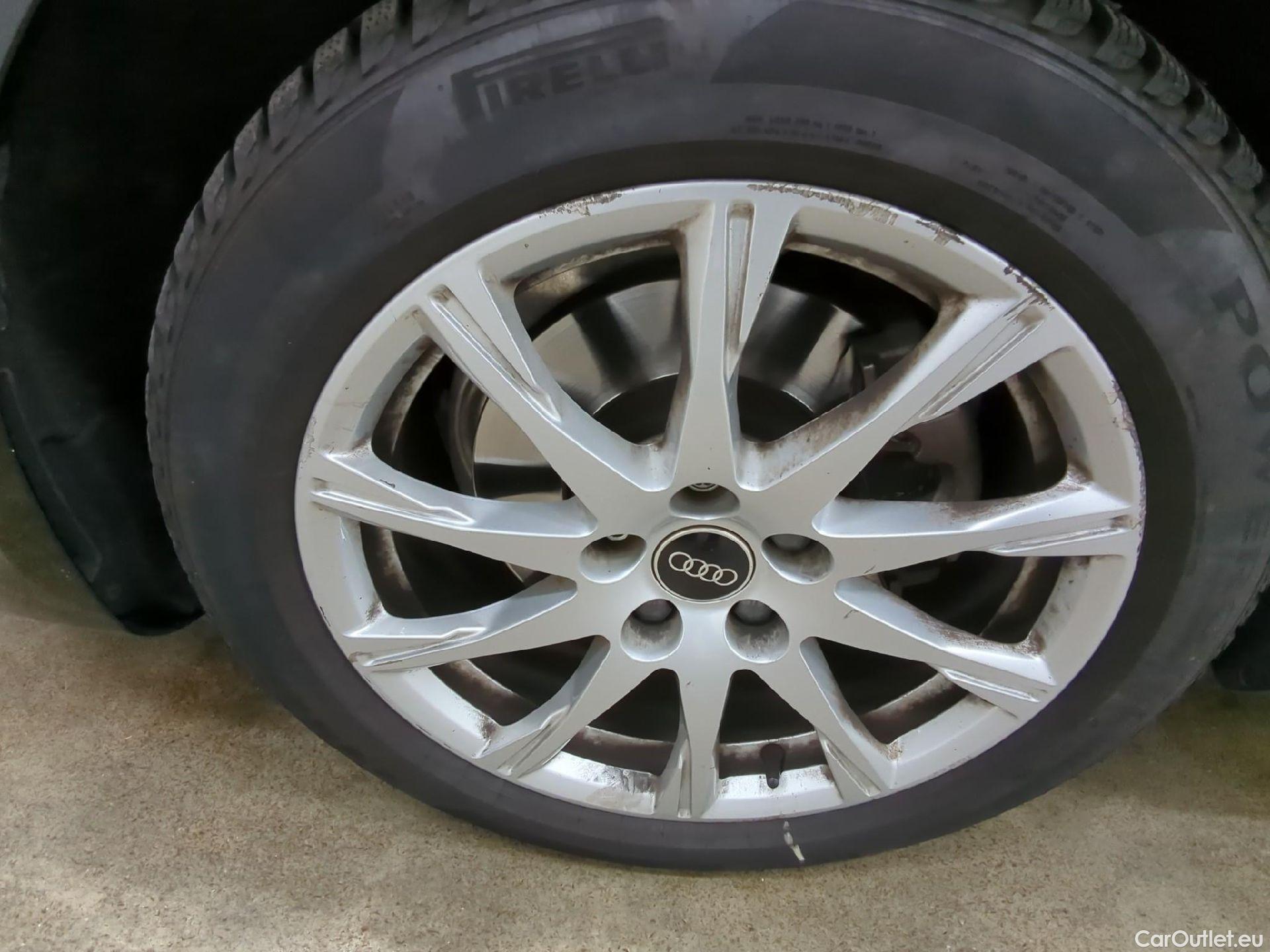  Audi  A4 AUDI  Avant / 2019 / 5P / Break 35 TFSI 150 S tronic Business line OPERATION STOCK #8