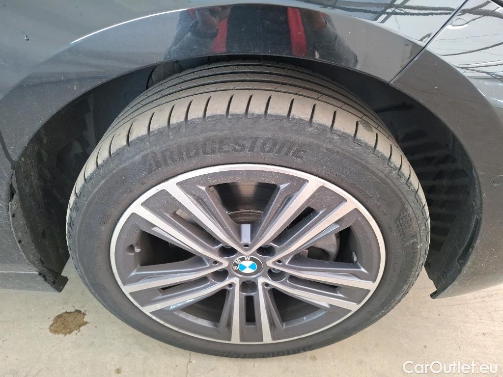  Bmw  Serie 1 BMW Série 1 / 2019 / 5P / Berline 118i DKG7 Business Design / VO RECONDITIONNE - PHOTOS AVANT RECONDITIONNEMENT #15