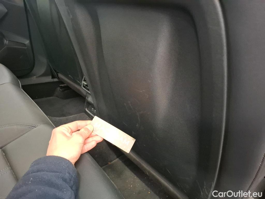  Audi  A3 AUDI  Sportback / 2020 / 5P / Berline 35 TFSI 150 MHEV S Tronic Design Luxe #71