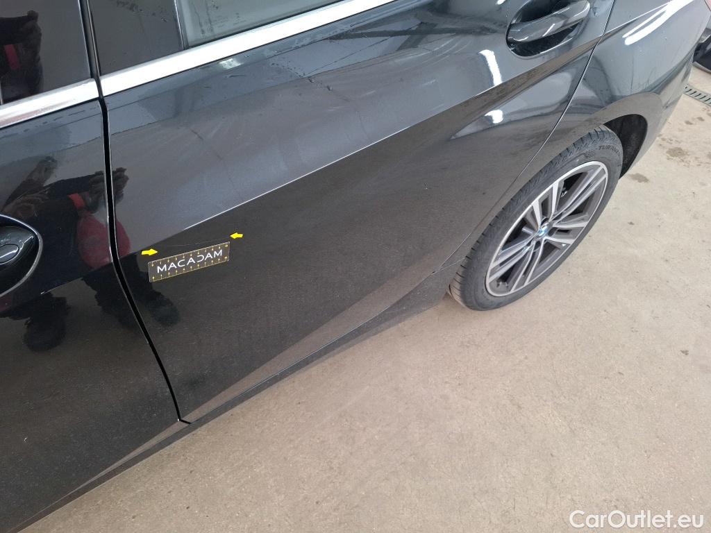  Bmw  Serie 1 BMW Série 1 / 2019 / 5P / Berline 118i DKG7 Business Design / VO RECONDITIONNE - PHOTOS AVANT RECONDITIONNEMENT #39