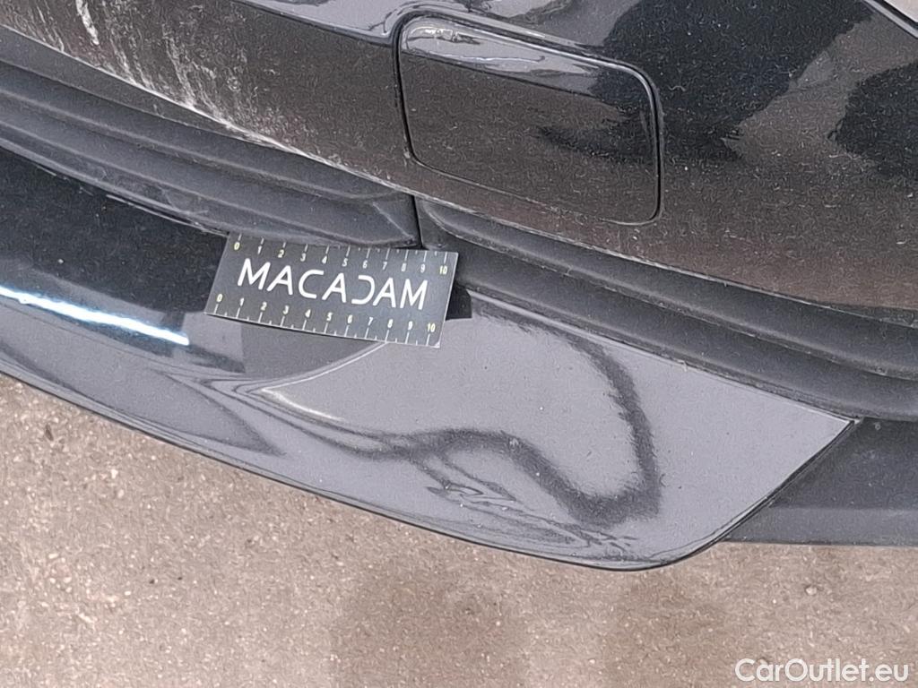  Bmw  Serie 1 BMW Série 1 / 2019 / 5P / Berline 116i Business Design #35