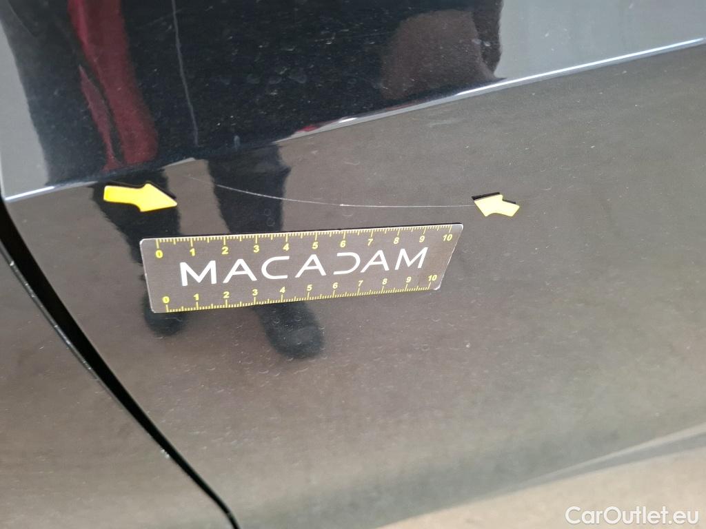  Bmw  Serie 1 BMW Série 1 / 2019 / 5P / Berline 118i DKG7 Business Design / VO RECONDITIONNE - PHOTOS AVANT RECONDITIONNEMENT #40