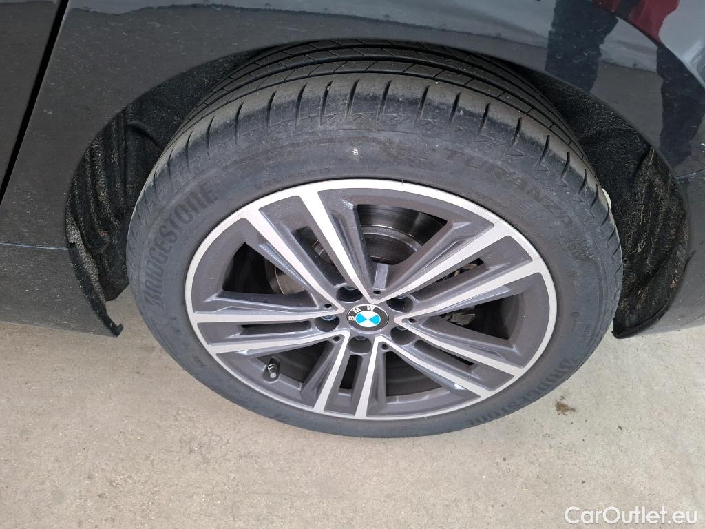  Bmw  Serie 1 BMW Série 1 / 2019 / 5P / Berline 118i DKG7 Business Design / VO RECONDITIONNE - PHOTOS AVANT RECONDITIONNEMENT #23