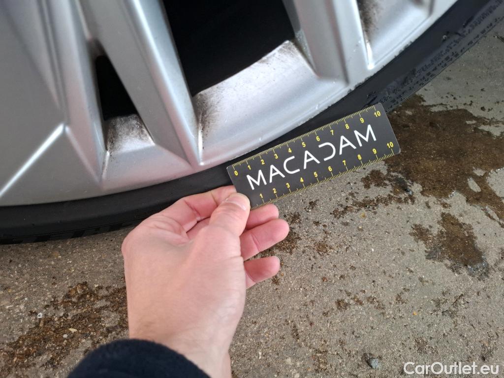  Audi  A3 AUDI  Sportback / 2020 / 5P / Berline 35 TFSI 150 MHEV S Tronic Design Luxe #40