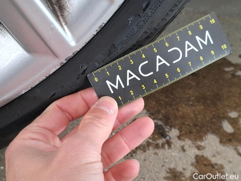  Audi  A3 AUDI  Sportback / 2020 / 5P / Berline 35 TFSI 150 MHEV S Tronic Design Luxe #25