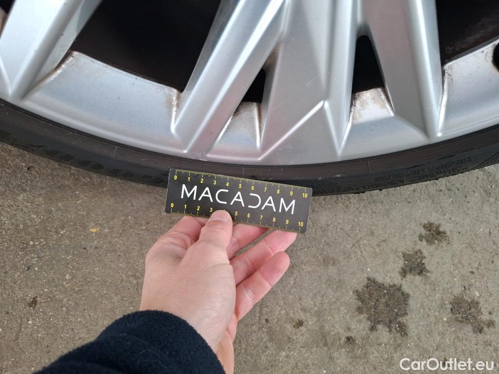  Audi  A3 AUDI  Sportback / 2020 / 5P / Berline 35 TFSI 150 MHEV S Tronic Design Luxe #63