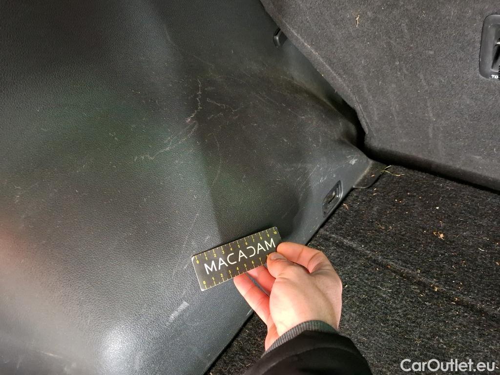  Hyundai  Tucson  Executive 2WD 1.6 CRDi 135CV BVA7 E6dT #9