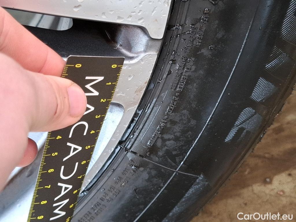  Mercedes  G-Klasee MERCEDES-BENZ GLC / 2019 / 5P / SUV 2.0 GLC 300 E BUSINESS LINE 4MATIC #14