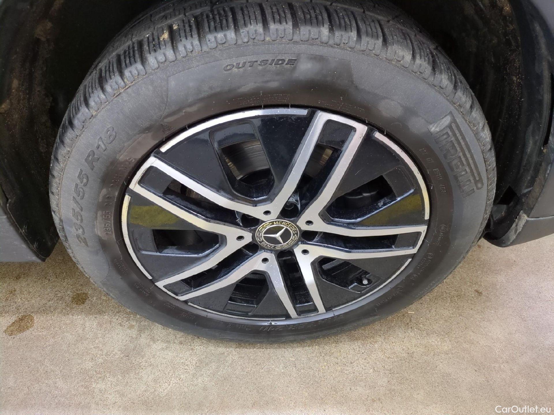  Mercedes  GLA MERCEDES-BENZ  / 2020 / 5P / SUV  200 D BUSINESS LINE DCT #1