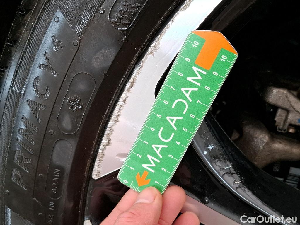  DS  DS7 DS DS 7 Crossback / 2017 / 5P / SUV E-TENSE 4x4 300 Louvre(SL) #36