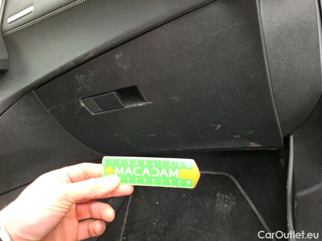  DS  DS7 DS DS 7 Crossback / 2017 / 5P / SUV E-TENSE 4x4 300 Louvre(SL) #52