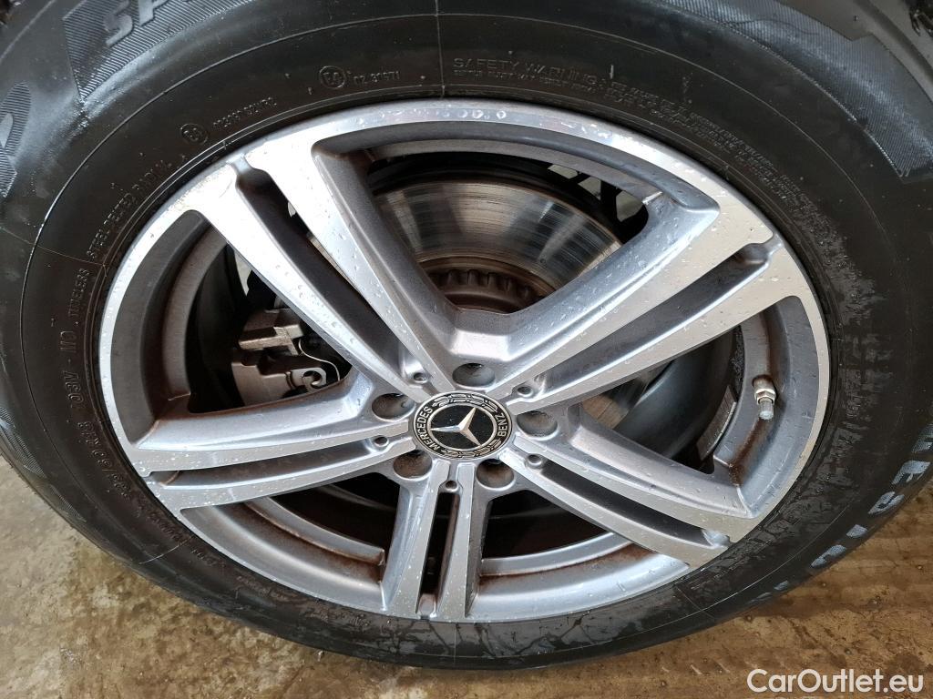  Mercedes  G-Klasee MERCEDES-BENZ GLC / 2019 / 5P / SUV 2.0 GLC 300 E BUSINESS LINE 4MATIC #11