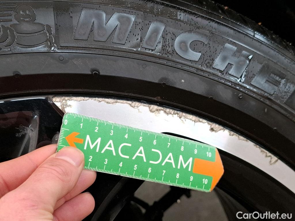  DS  DS7 DS DS 7 Crossback / 2017 / 5P / SUV E-TENSE 4x4 300 Louvre(SL) #26