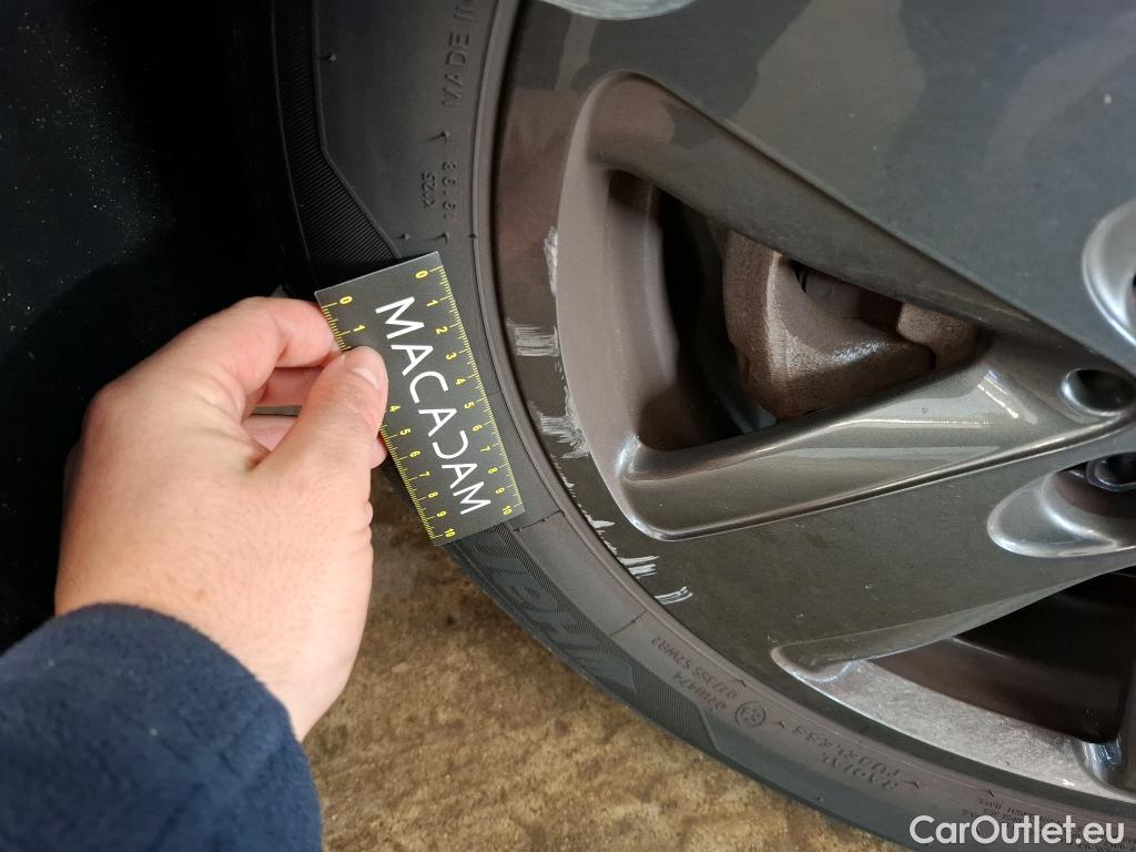  Mini  Mini   / 2021 / 3P / Berline Cooper SE Finition Essential 184 ch BVA #34