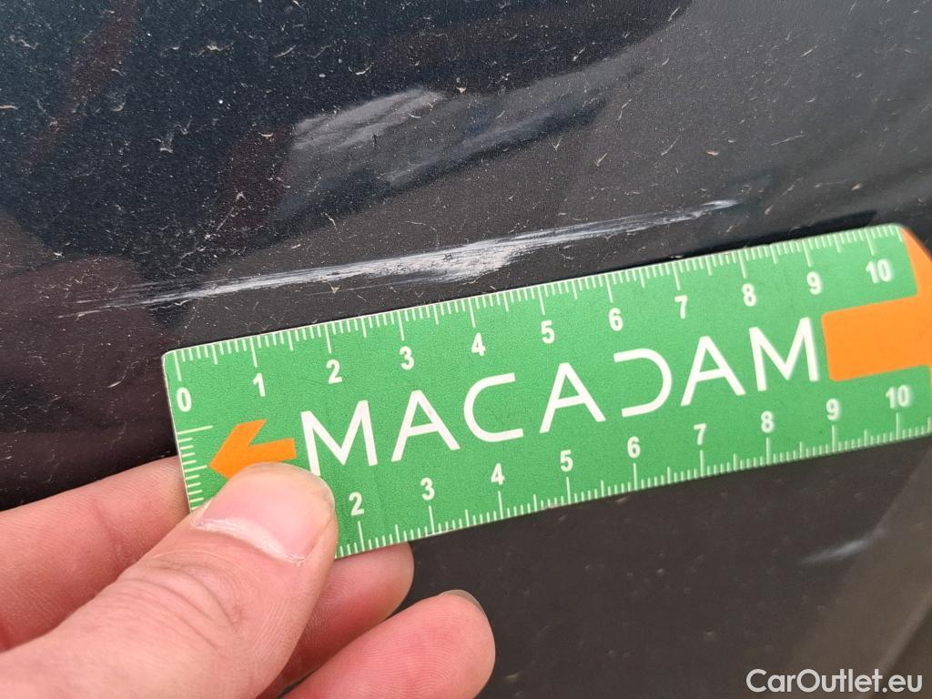  Hyundai  Tucson  Business Mild-Hybrid 2WD 1.6 CRDI 135CV BVA7 E6d #4