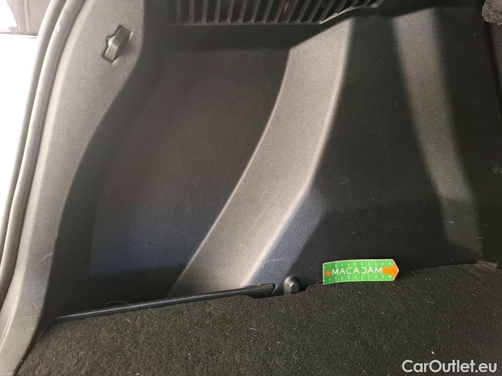  Peugeot  2008  Allure Business 1.5 HDi 110CV BVM6 E6d #102