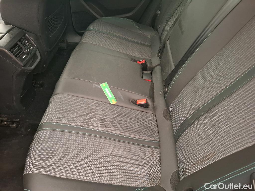  Peugeot  3008  Allure Pack 1.5 HDi 130CV BVA8 E6d #21