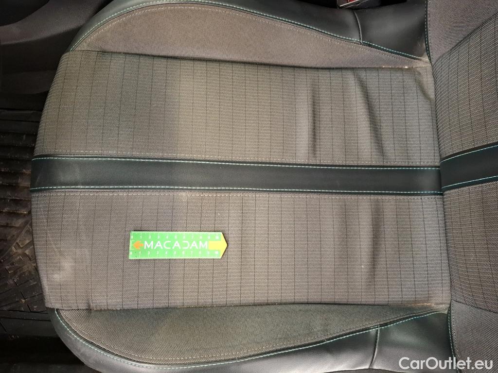  Peugeot  2008  Allure Business 1.5 HDi 110CV BVM6 E6d #77